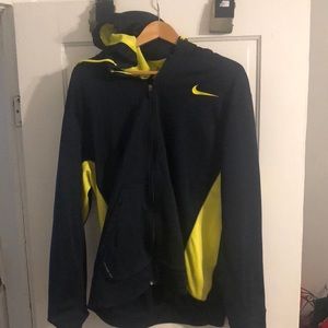 Nike black and yellow hoodie derma fit extra large front pockets yellow inside